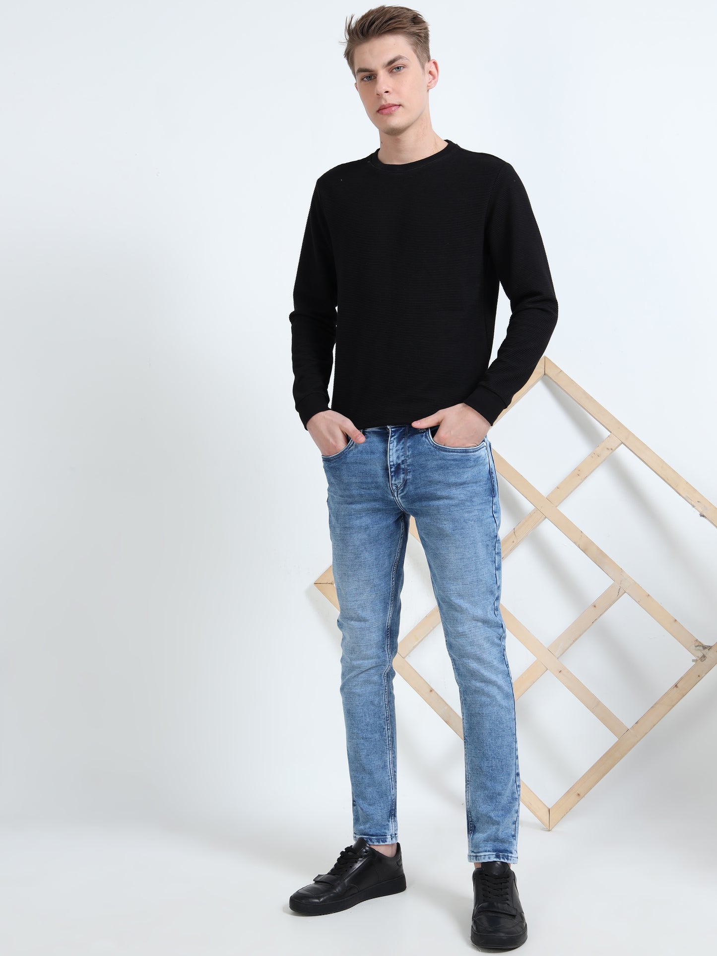 Men Frost Blue Relaxed Denim Ankle Jeans
