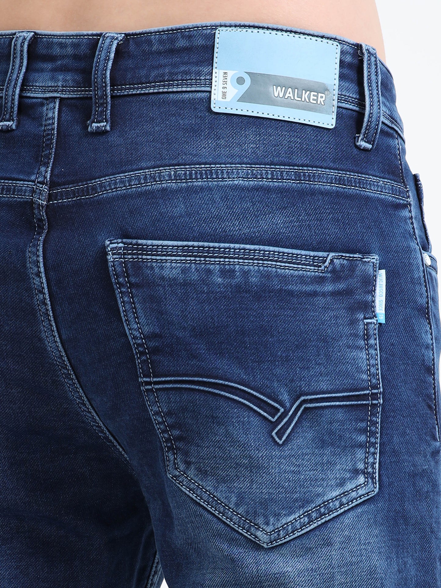 Men Ankle Fit Washed Indigo Blue Jeans