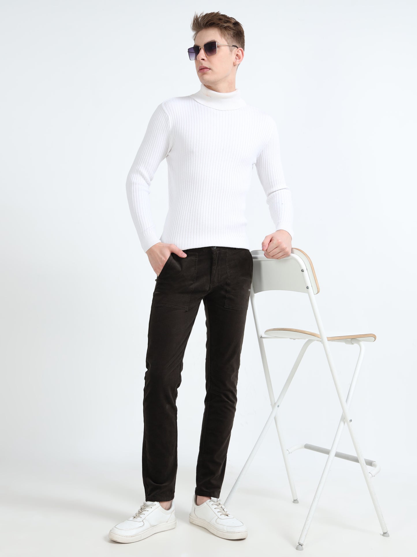 Men Black Printed Ankle Fit Casual Trousers